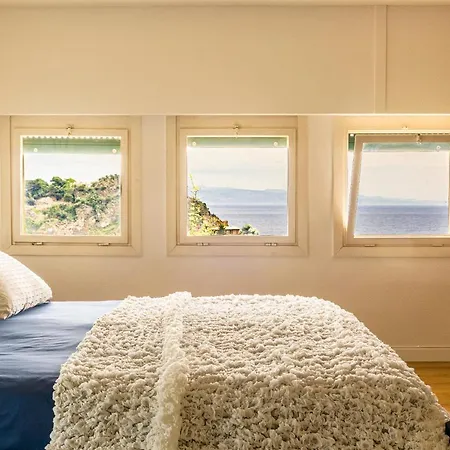 Sea Life - تاورمينا